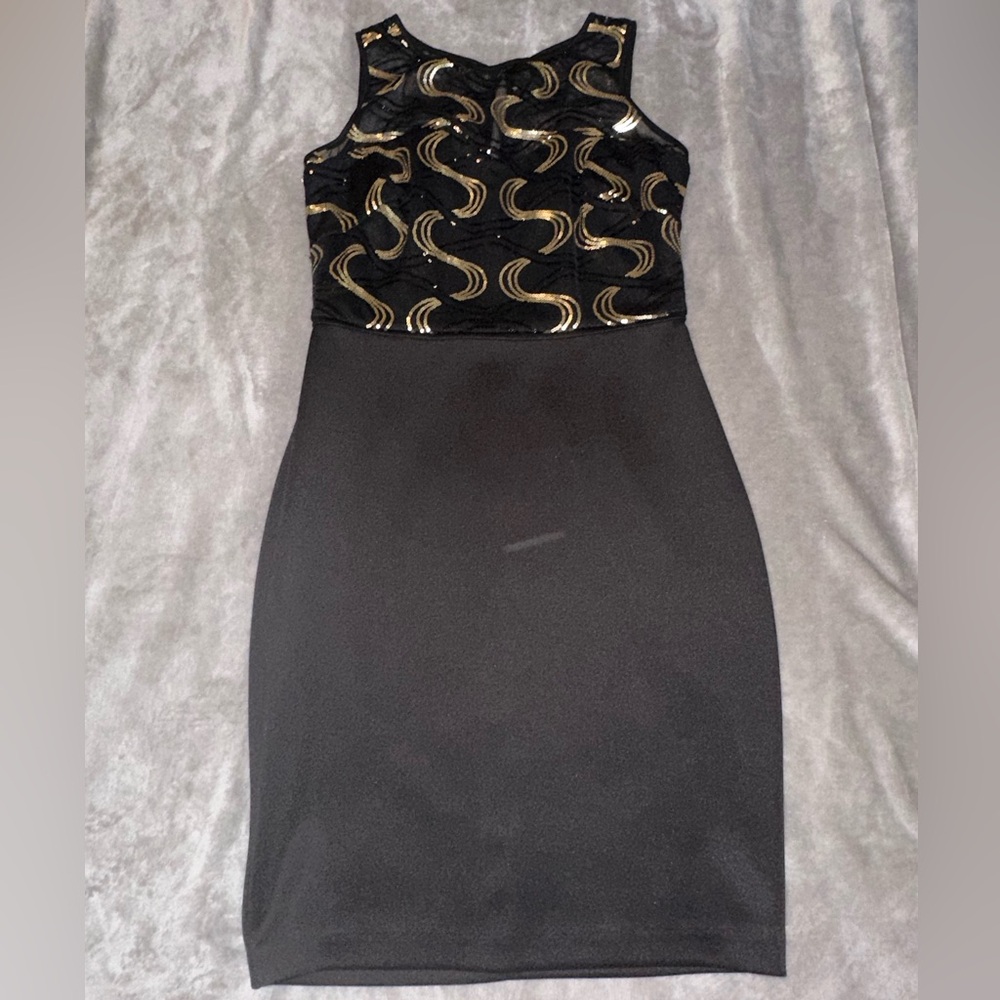 Signature by Sangria Black Gold Bodycon Cocktail Dress